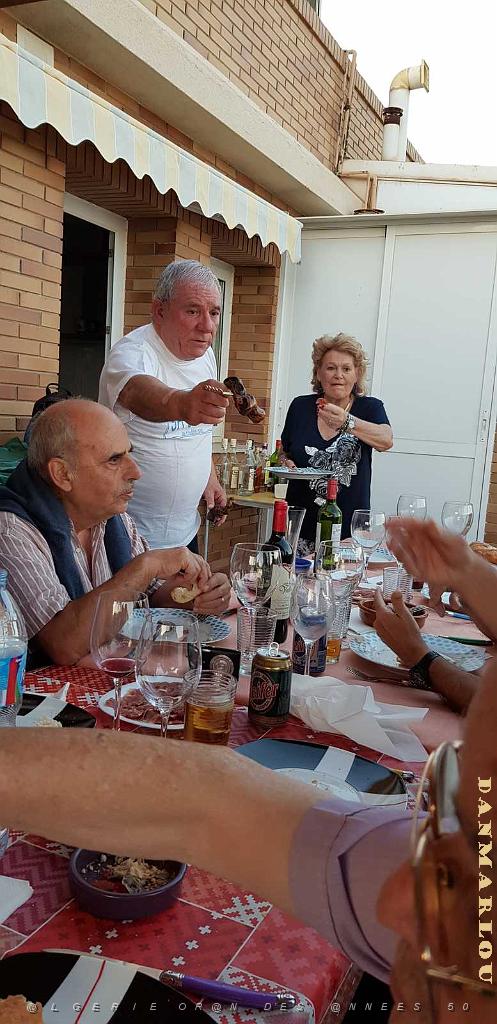 HOMMAGE A N.D. DE SANTA CRUZ A DALIAS DU 7 AU 10 JUIN 2019 (718) REPAS CHEZ ANGE AVANT LE DEPART .jpg